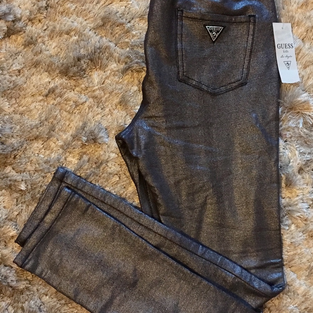 NWT. Guess Metallic Leggings